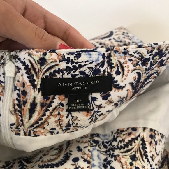 Ann Taylor Decorative Pencil Skirt - Picture 4 of 6